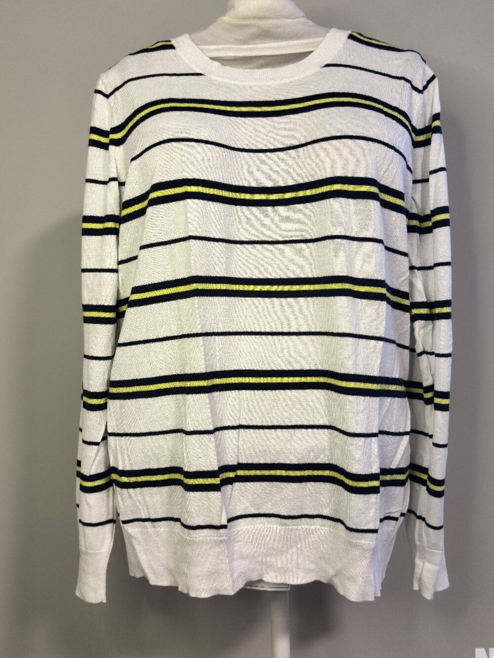 Banana Republic Long Sleeve white with green-blue striped knitted sweater